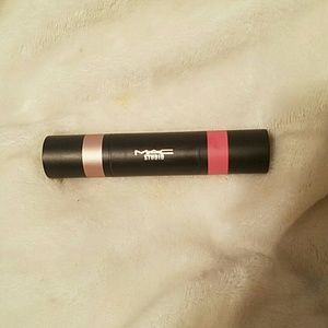 MAC Quiktrik Creme blush/highlight duo stick